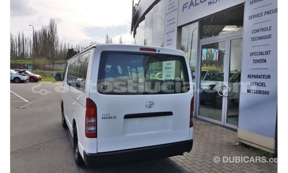 Buy Import Toyota Hiace White Car in Import - Dubai in Anse-la-Raye Buy Import Toyota Hiace White Car in Import - Dubai in Anse-la-Raye