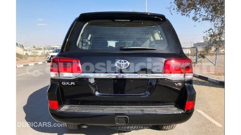Big with watermark toyota land cruiser anse la raye import dubai 2462