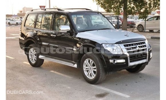 Acheter Import Voiture Mitsubishi Pajero Noir à Import - Dubai, Anse-la-Raye Acheter Import Voiture Mitsubishi Pajero Noir à Import - Dubai, Anse-la-Raye