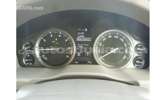 Acheter Import Voiture Toyota Land Cruiser Blanc à Import - Dubai, Anse-la-Raye Acheter Import Voiture Toyota Land Cruiser Blanc à Import - Dubai, Anse-la-Raye