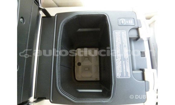 Acheter Import Voiture Toyota Land Cruiser Blanc à Import - Dubai, Anse-la-Raye Acheter Import Voiture Toyota Land Cruiser Blanc à Import - Dubai, Anse-la-Raye