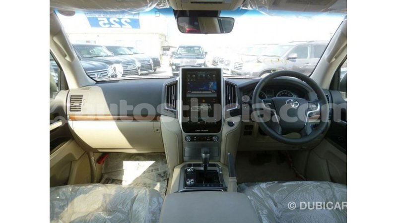 Big with watermark toyota land cruiser anse la raye import dubai 2477