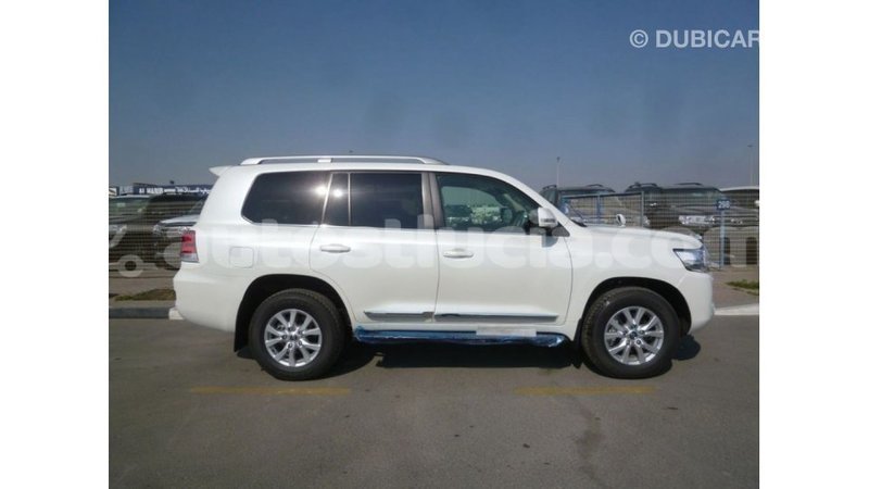 Big with watermark toyota land cruiser anse la raye import dubai 2477