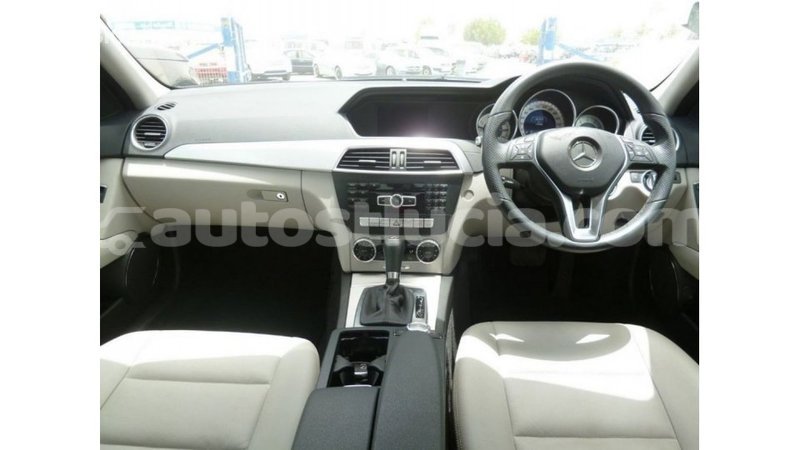 Big with watermark mercedes benz 190 w201 anse la raye import dubai 2482