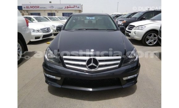 Buy Import Mercedes-Benz 190 (W201) Black Car in Import - Dubai in Anse-la-Raye Buy Import Mercedes-Benz 190 (W201) Black Car in Import - Dubai in Anse-la-Raye