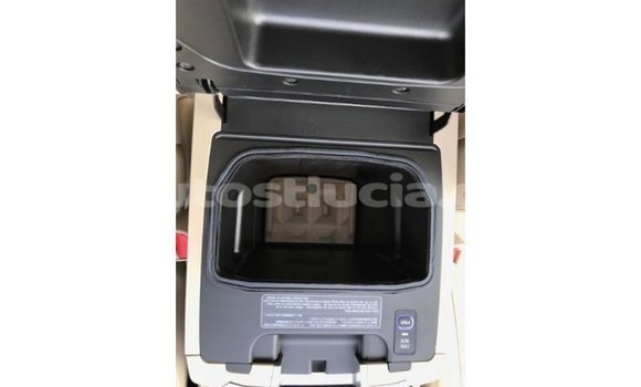 Buy Import Toyota Land Cruiser Black Car in Import - Dubai in Anse-la-Raye Buy Import Toyota Land Cruiser Black Car in Import - Dubai in Anse-la-Raye