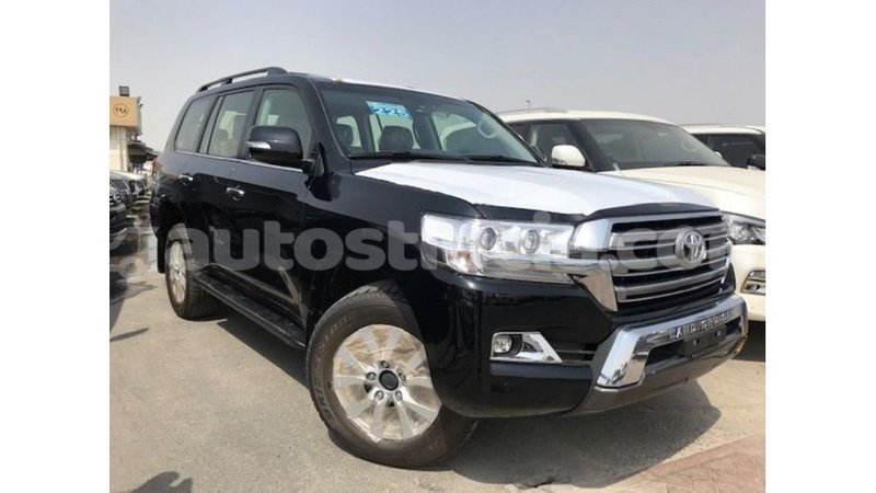 Big with watermark toyota land cruiser anse la raye import dubai 2485