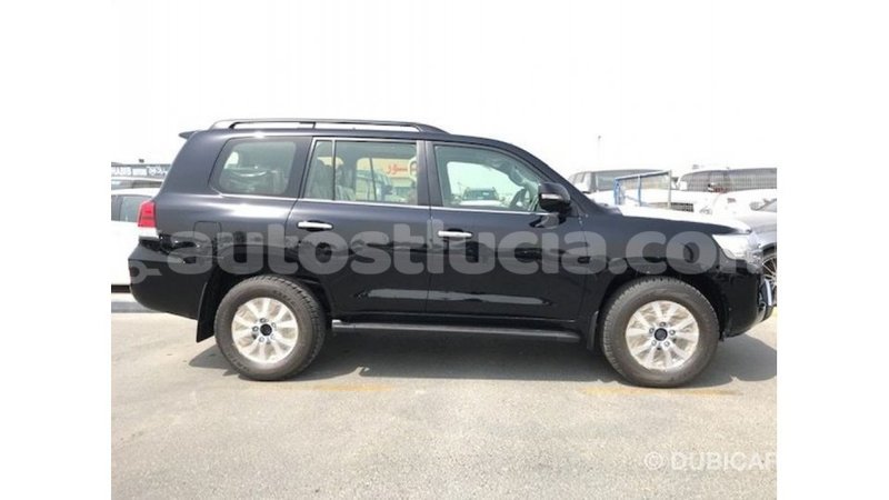 Big with watermark toyota land cruiser anse la raye import dubai 2485
