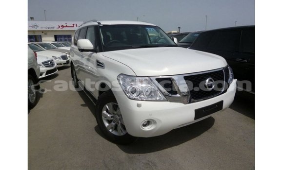 Acheter Import Voiture Nissan Patrol Blanc à Import - Dubai, Anse-la-Raye Acheter Import Voiture Nissan Patrol Blanc à Import - Dubai, Anse-la-Raye