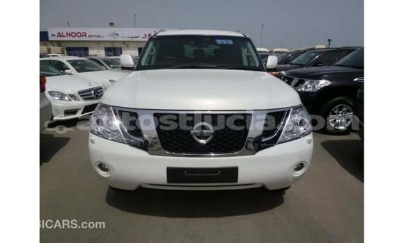 Acheter Import Voiture Nissan Patrol Blanc à Import - Dubai, Anse-la-Raye Acheter Import Voiture Nissan Patrol Blanc à Import - Dubai, Anse-la-Raye