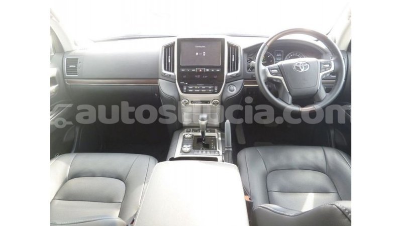 Big with watermark toyota land cruiser anse la raye import dubai 2516