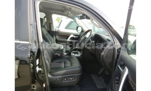 Buy Import Toyota Land Cruiser Black Car in Import - Dubai in Anse-la-Raye Buy Import Toyota Land Cruiser Black Car in Import - Dubai in Anse-la-Raye