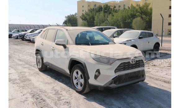 Buy Import Toyota 4Runner White Car in Import - Dubai in Anse-la-Raye Buy Import Toyota 4Runner White Car in Import - Dubai in Anse-la-Raye