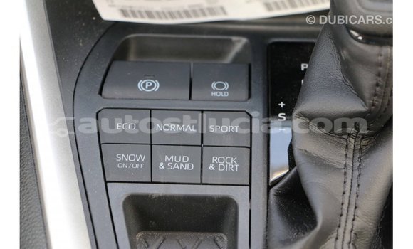 Buy Import Toyota 4Runner White Car in Import - Dubai in Anse-la-Raye Buy Import Toyota 4Runner White Car in Import - Dubai in Anse-la-Raye