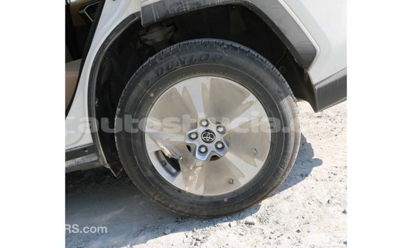 Buy Import Toyota 4Runner White Car in Import - Dubai in Anse-la-Raye Buy Import Toyota 4Runner White Car in Import - Dubai in Anse-la-Raye