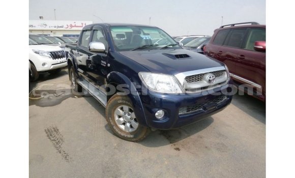 Buy Import Toyota Hilux Blue Car in Import - Dubai in Anse-la-Raye Buy Import Toyota Hilux Blue Car in Import - Dubai in Anse-la-Raye