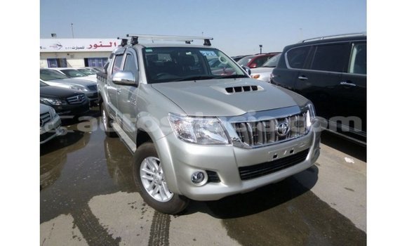 Buy Import Toyota Hilux Other Car in Import - Dubai in Anse-la-Raye Buy Import Toyota Hilux Other Car in Import - Dubai in Anse-la-Raye