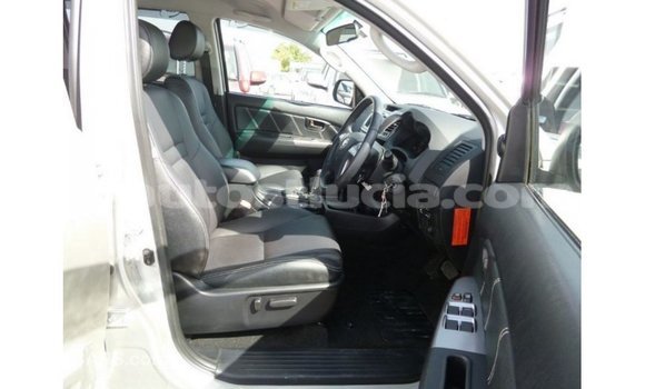 Buy Import Toyota Hilux Other Car in Import - Dubai in Anse-la-Raye Buy Import Toyota Hilux Other Car in Import - Dubai in Anse-la-Raye