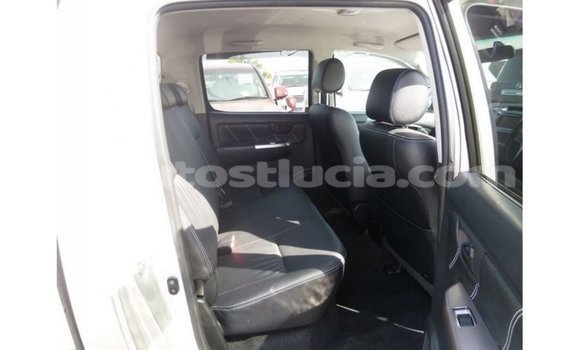 Buy Import Toyota Hilux Other Car in Import - Dubai in Anse-la-Raye Buy Import Toyota Hilux Other Car in Import - Dubai in Anse-la-Raye