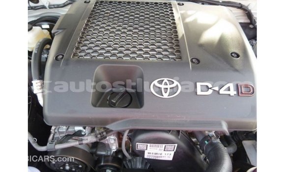 Buy Import Toyota Hilux Other Car in Import - Dubai in Anse-la-Raye Buy Import Toyota Hilux Other Car in Import - Dubai in Anse-la-Raye