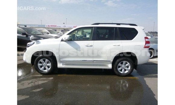 Buy Import Toyota Prado White Car in Import - Dubai in Anse-la-Raye Buy Import Toyota Prado White Car in Import - Dubai in Anse-la-Raye