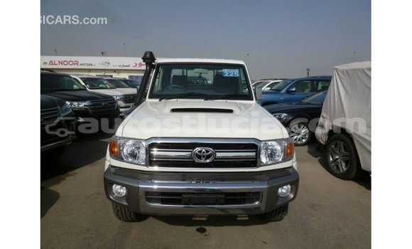 Buy Import Toyota Land Cruiser White Car in Import - Dubai in Anse-la-Raye Buy Import Toyota Land Cruiser White Car in Import - Dubai in Anse-la-Raye