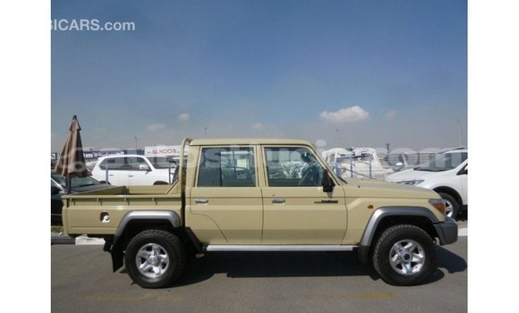 Buy Import Toyota Land Cruiser Beige Car in Import - Dubai in Anse-la-Raye Buy Import Toyota Land Cruiser Beige Car in Import - Dubai in Anse-la-Raye