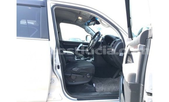 Buy Import Toyota Land Cruiser Other Car in Import - Dubai in Anse-la-Raye Buy Import Toyota Land Cruiser Other Car in Import - Dubai in Anse-la-Raye