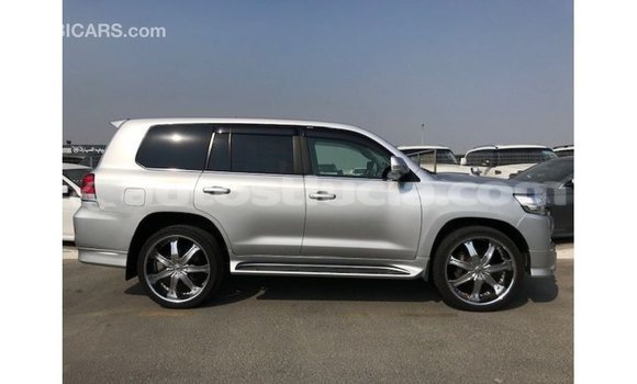 Buy Import Toyota Land Cruiser Other Car in Import - Dubai in Anse-la-Raye Buy Import Toyota Land Cruiser Other Car in Import - Dubai in Anse-la-Raye