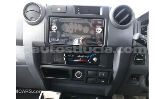 Buy Import Toyota Land Cruiser White Car in Import - Dubai in Anse-la-Raye Buy Import Toyota Land Cruiser White Car in Import - Dubai in Anse-la-Raye