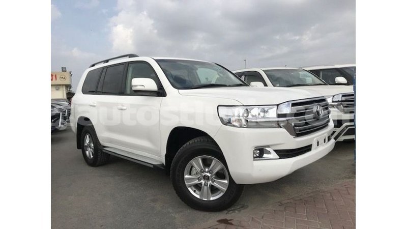 Big with watermark toyota land cruiser anse la raye import dubai 2547