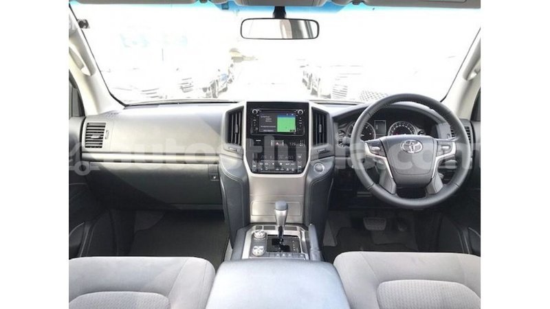 Big with watermark toyota land cruiser anse la raye import dubai 2547