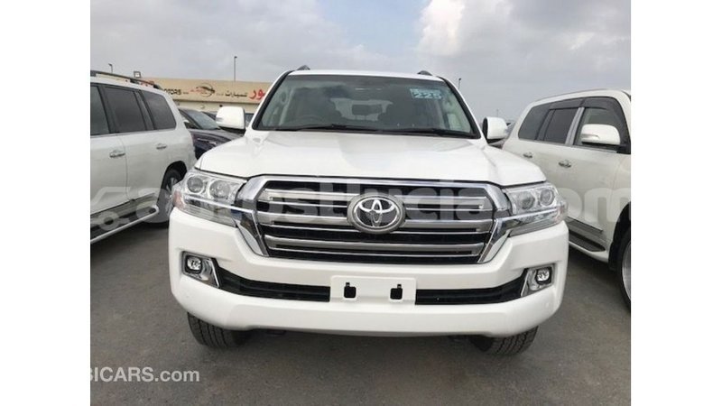 Big with watermark toyota land cruiser anse la raye import dubai 2547