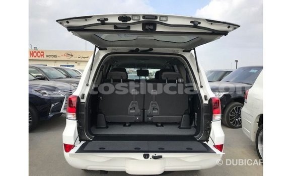 Buy Import Toyota Land Cruiser White Car in Import - Dubai in Anse-la-Raye Buy Import Toyota Land Cruiser White Car in Import - Dubai in Anse-la-Raye