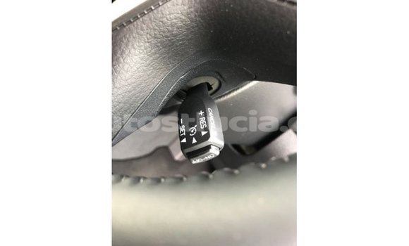 Buy Import Toyota Land Cruiser White Car in Import - Dubai in Anse-la-Raye Buy Import Toyota Land Cruiser White Car in Import - Dubai in Anse-la-Raye