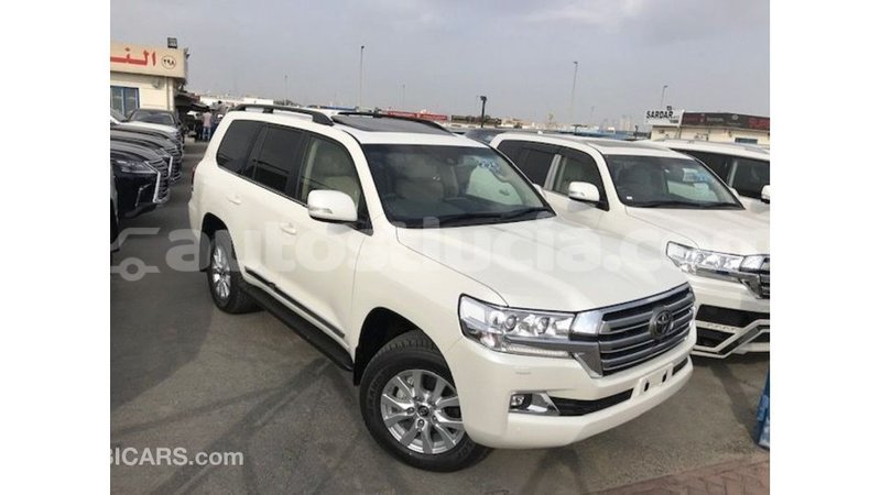 Big with watermark toyota land cruiser anse la raye import dubai 2550
