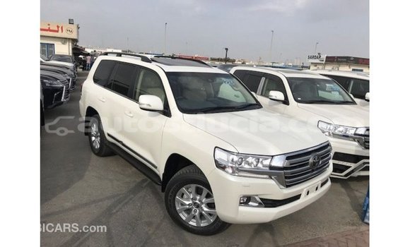Buy Import Toyota Land Cruiser White Car in Import - Dubai in Anse-la-Raye Buy Import Toyota Land Cruiser White Car in Import - Dubai in Anse-la-Raye