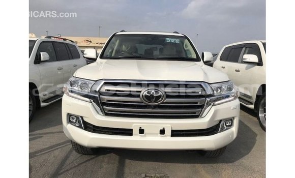 Buy Import Toyota Land Cruiser White Car in Import - Dubai in Anse-la-Raye Buy Import Toyota Land Cruiser White Car in Import - Dubai in Anse-la-Raye