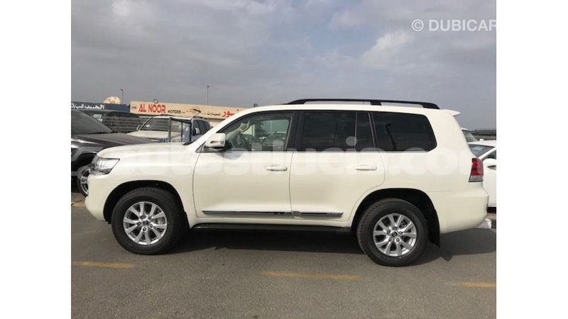 Big with watermark toyota land cruiser anse la raye import dubai 2550
