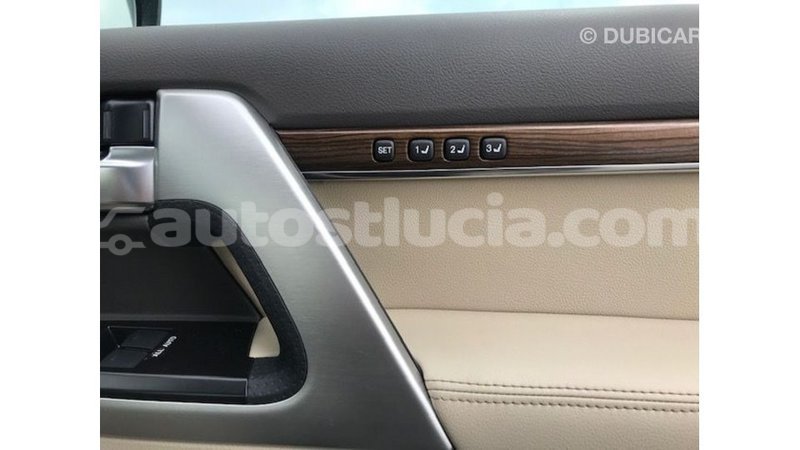 Big with watermark toyota land cruiser anse la raye import dubai 2550