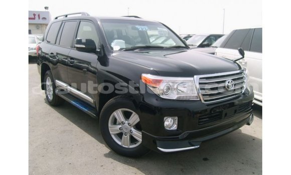 Acheter Import Voiture Toyota Land Cruiser Noir à Import - Dubai, Anse-la-Raye Acheter Import Voiture Toyota Land Cruiser Noir à Import - Dubai, Anse-la-Raye