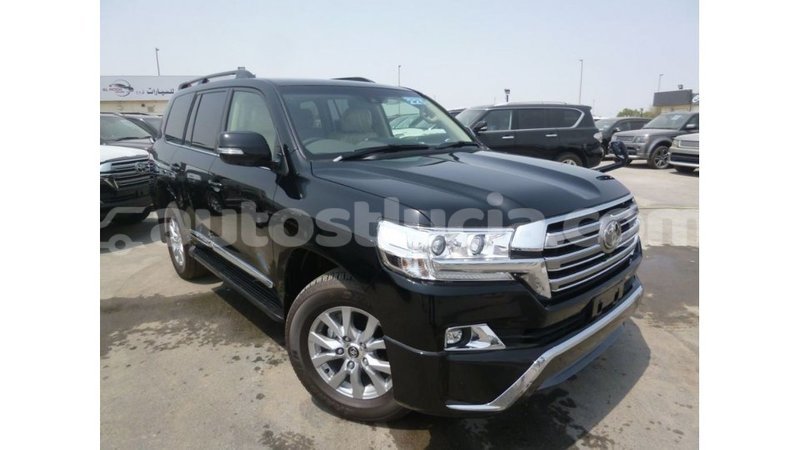 Big with watermark toyota land cruiser anse la raye import dubai 2560