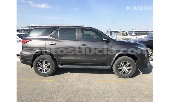 Buy Import Toyota Fortuner Other Car in Import - Dubai in Anse-la-Raye Buy Import Toyota Fortuner Other Car in Import - Dubai in Anse-la-Raye