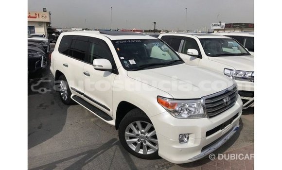Buy Import Toyota Land Cruiser White Car in Import - Dubai in Anse-la-Raye Buy Import Toyota Land Cruiser White Car in Import - Dubai in Anse-la-Raye