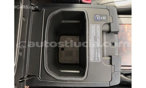 Buy Import Toyota Land Cruiser White Car in Import - Dubai in Anse-la-Raye Buy Import Toyota Land Cruiser White Car in Import - Dubai in Anse-la-Raye