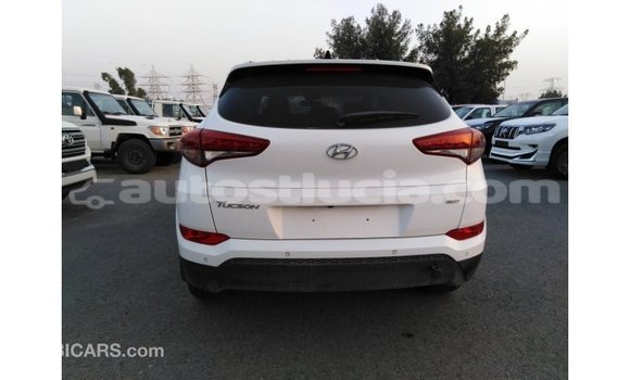 Buy Import Hyundai Tucson White Car in Import - Dubai in Anse-la-Raye Buy Import Hyundai Tucson White Car in Import - Dubai in Anse-la-Raye