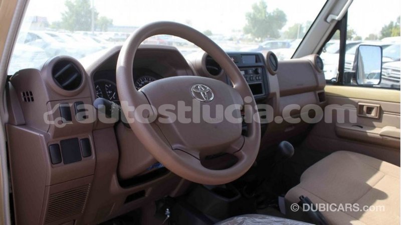 Big with watermark toyota land cruiser anse la raye import dubai 2575