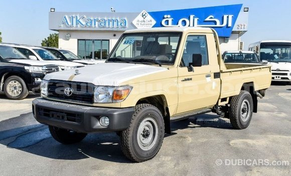 Buy Import Toyota Land Cruiser Beige Car in Import - Dubai in Anse-la-Raye Buy Import Toyota Land Cruiser Beige Car in Import - Dubai in Anse-la-Raye