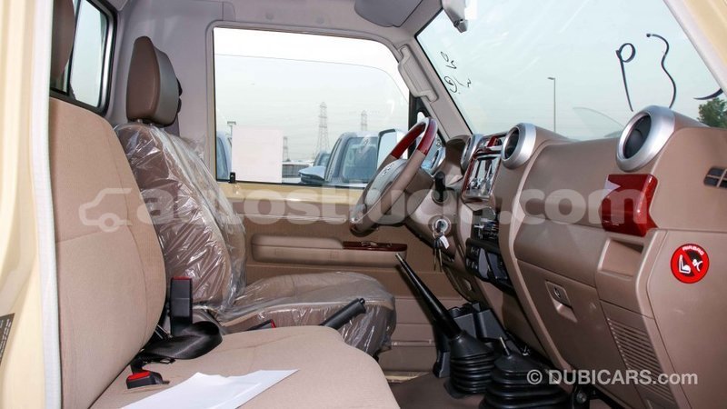 Big with watermark toyota land cruiser anse la raye import dubai 2577