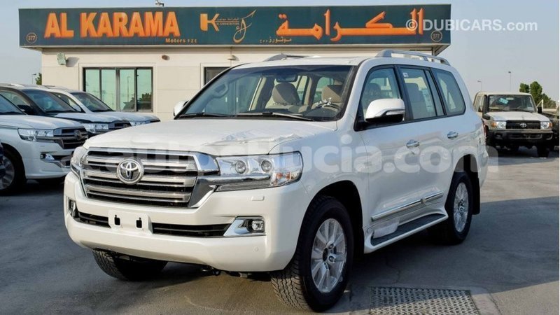 Big with watermark toyota land cruiser anse la raye import dubai 2581